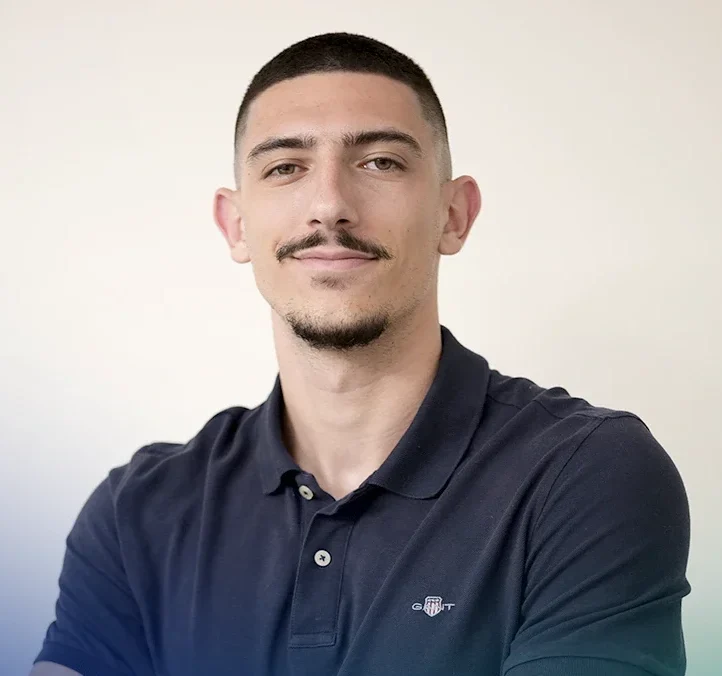 Customers Vasilis 3 e1760103623361